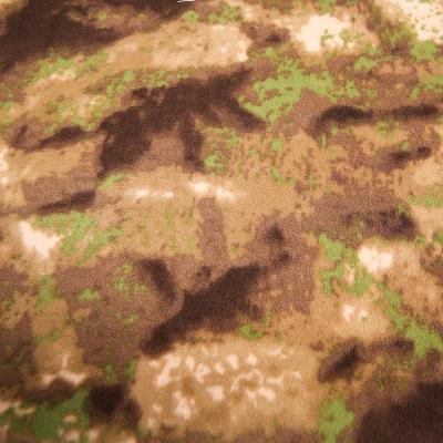 China Anti Pill 100% Polyester Fleece Fabric With Camouflage Printing For Winter Garment Fabric for sale