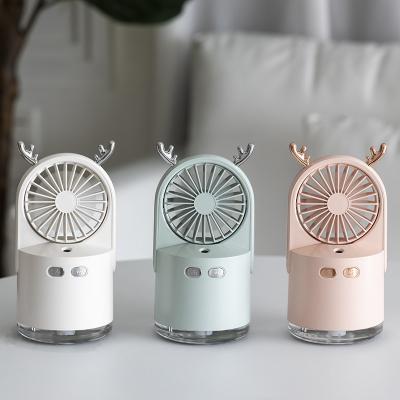 China Usb Desktop Mini Water Spray Mist Fan Hotel Bear Shape Fan Powered By Lithium Battery With Certification for sale