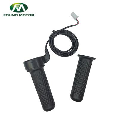 China PC/ABS+Aluminum Alloy Electric Bike Accessories Electric Bicycle Parts Full Twist Throttle DSE1852 For Electric Bike for sale