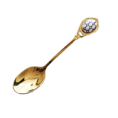 China Viable European Light Stainless Steel Teaspoon Coffee Dessert Dessert Milk Tea Creative Luxury Stirring Spoon for sale