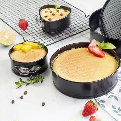 China Sustainable Cake Molds Set Live Bottom Non-Stick Baking Cake Tools Carbon Steel Cake Mold Tins for sale