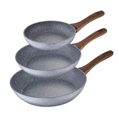 China Viable Family Kitchen Forged Aluminum Ceramic Nonstick Pans for sale