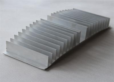 Chine Radiateur en aluminium 320*125*60 d'extrusion d'extrusion de radiateur de LED à vendre