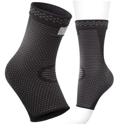 China Fashionable Sports Safety Ankle Brace And Compression Sleeve Ankle Protector for sale