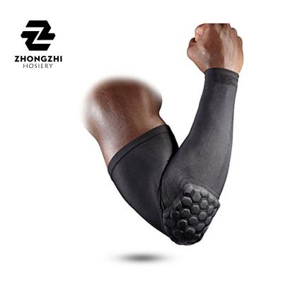 China Fashionable Compression Arm Sleeve Elbow Pad Basketball Shooting Sleeve for sale