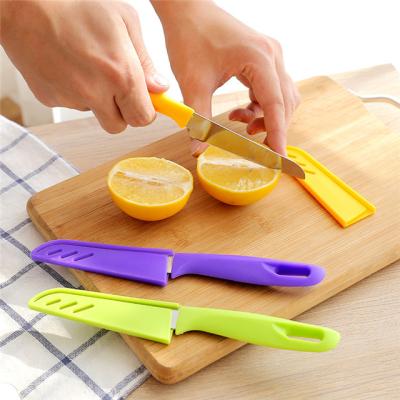 China Sustainable Candy Color Stainless Steel Fruit Peeling Knife Portable Fruit Knife for sale