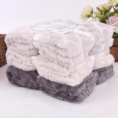 China Disposable High Quality Imitation Animal Plush Faux Fur Cloth Covering Fabric for sale