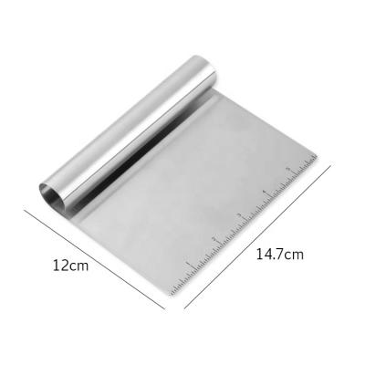 China Disposable Stainless Steel Dough Scraper Cake Pastry Cutter Slicer with Guide Measuring Pizza Cutter for Kitchen for sale