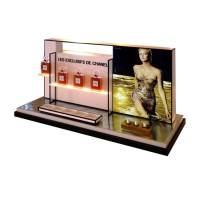 China New 2021 Premium Quality Light The Luxury Acrylic Countertop Perfume Cosmetic Display Stand for sale