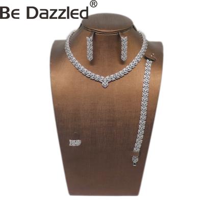 China FASHIONABLE Amazed American Diamond Jewelry-Bridal Cubic Zirconia Jewelry Set AD Wholesale CZ Necklace Set Designer Necklace For Wedding for sale