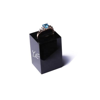 China Environmental friendly multiple colors can be customized to thicken jewelry display rack ring showcase for sale