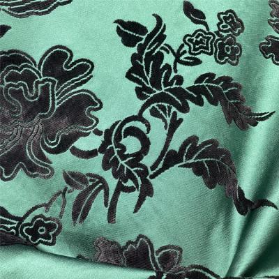 China Viable silk brocade with velvet jacquard palace jacquard luxury silk fabric for garment Bhutan garment fabric for sale