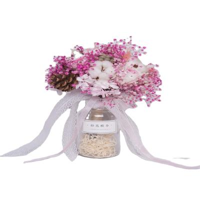 China Wholesale Hot Sale Wedding Family Decorative Bridal Arrangement Flowers Natural Dry Mother's Day Bouquet Dry Mother's Day Bouquet for sale