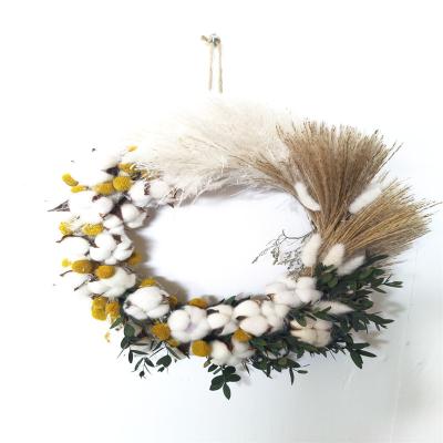 China Slulaoo Wholesale Colorful Decorative Beautiful Flowers and Garlands Dried Flower Garland Boho Decor Front Door Decoration for sale