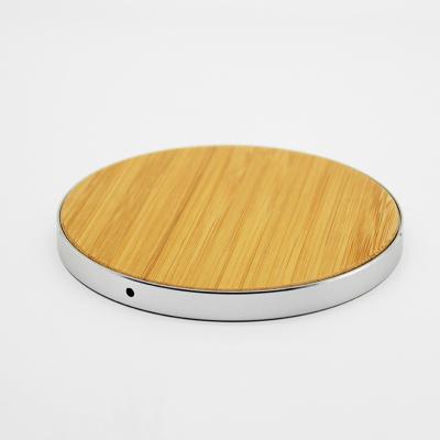 China Wholesale Custom High Quality Automatic Induction Multi Phone Wooden Wireless Charger 5W/7.5W/10W for sale