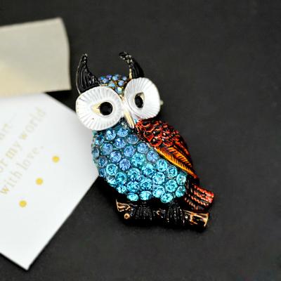 China White Owl Brooch Brooches Women As Fashionable Crystal Rhinestone Brooches Customizable Patterns Blue Pink for sale