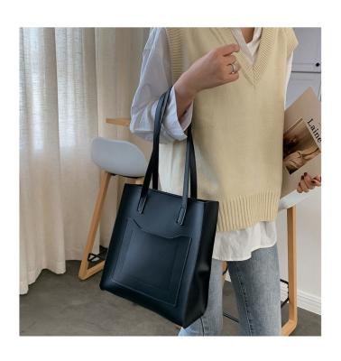 China Tote Bag Large Capacity Fashion Shoulder Bag PU Material Shoulder Travel Vintage Shoulder Bag for sale