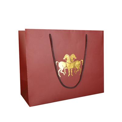 China Various Large Biodegradable Custom Strong Foiled Mat Gold Paper Bag For Brand Packaging Carry for sale