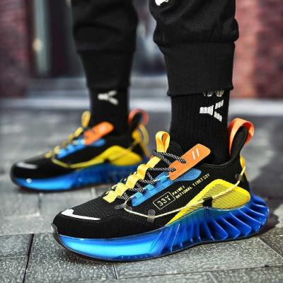 China Fashion Trend Mesh Men Running Shoes Brand Custom Fluorescent Blade Sneakers Breathable Outdoor Training Shoes Zapatillas Hombre Sport for sale