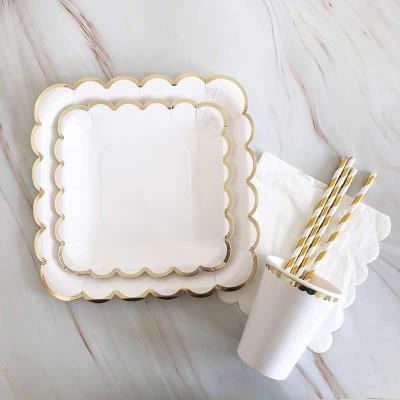 China Square Design Eco - Friendly Disposable Biodegradable Paper Plates Custom Party Place Paper Plates for sale