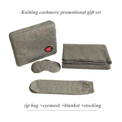 China Barber Shop Wholesale Luxury Cashmere Blanket Knitting Gift Set Promotional Airplane Travel Gift Set for sale