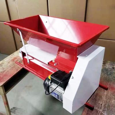 China High efficiency easy operate electric crusher grape destemmer with stretcher electric motor pomegranate granulator machine for sale