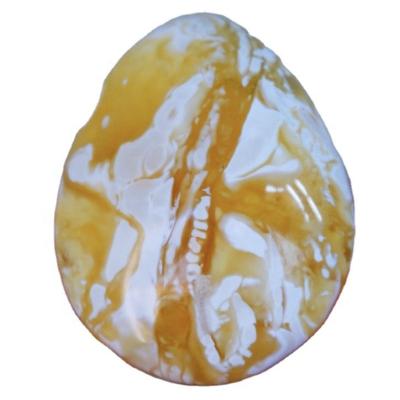 China CLASSIC Natural Amber Pendant Tiger Skin Patterned Amber Baltic White Gold & White Amber Pendant for sale