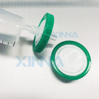 China Luer Slip 33mm PES Spritze Filter 0,2μm 0,45μm 1,2μm 5,0μm mit PP Gehäuse zu verkaufen