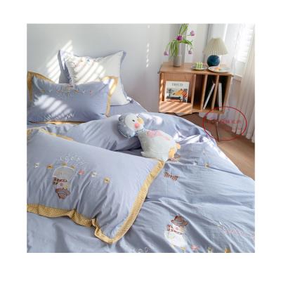 China Viable Gifts Cartoon Kids Bedding Set Cotton Queen Size Duvet Cover Set for sale