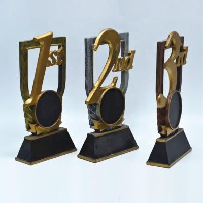 China Custom Europe Resin Baseball Darts Award Star Trophy Souvenir Gift for sale