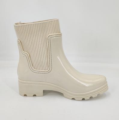 China Factory High Quality Ladies Unique Fashion Fuzzy Chelsea Sex Elastic Boots Fashion Trend Manufacturer Women PVC White Side Ankle Boots for sale