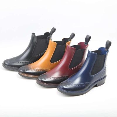 China Fashion Trend Manufacturer Factory High Quality Women Chelsea Mature Ankle Short Non-slip Rain Boots Waterproof Shoes for sale