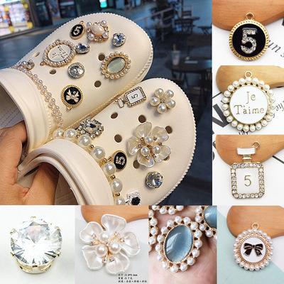 China Clog Wholesale Custom Designer Shoes Accessories Clog Charm 2021 Shoes Charm Girl Metal Bling Charm For Clog for sale