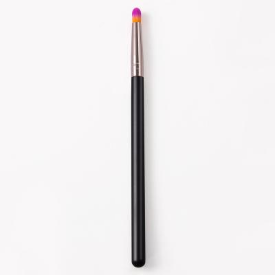 China Super Soft Most Popular Simple Black Hair Makeup Brush Vegetarian Synthetic Highlighting Wholesale Make Up Tool Professional Makeup Brushes for sale