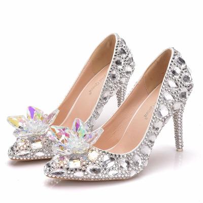 China Anti-odor Crystal Queen Cinderella Glass Pointed Rhinestone Rhinestone Glitter High Heel Bridesmaid Wedding Shoes for sale