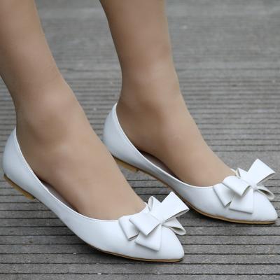 China Crystal Queen Women Flat Elegant Flat Fashion Women Ballet Shoes Bow Tie Toe Flats Lady Shiny Shoes Pointed Big Size for sale