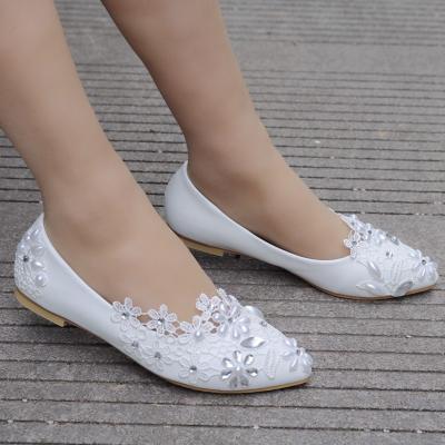 China Lightweight Crystal Queen Women Flats Handmade Wedding Shoes Rhinestone Beaded Anklet Chain for Lace Up White Bridesmaid Shoes for sale