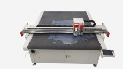 China 220V - 380V Genuine Leather Cutting Machine Automatic Vibration Knife Cutting Machine for sale