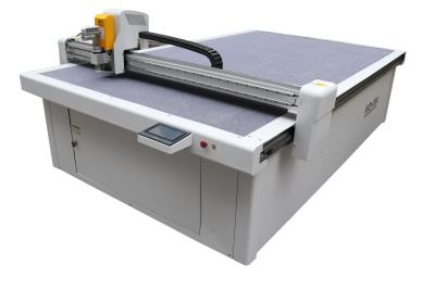 Cina Macchina automatica di taglio del divano 220V - 380V Macchina CNC a coltello in vendita