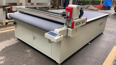 China 2500 x 1600 mm Gasket Cutting Machine With Oscillating Knife Blade And Punch For Shoe Manufacturing for sale