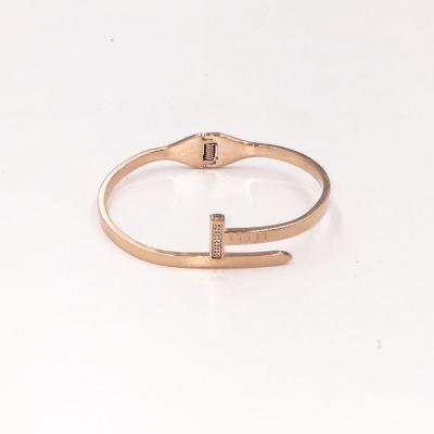 China Top Designer Customized Stainless Steel Bracelets Rose Gold Stud Design Bracelet for sale