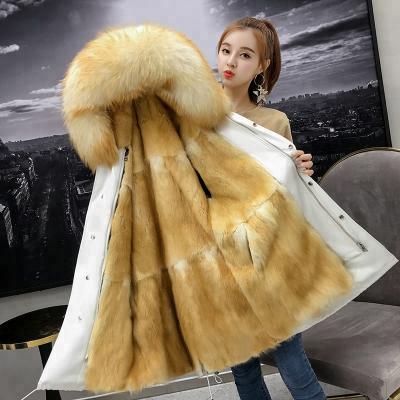 China Muskrat Genuine New Fashion Anti-Shrink Style Mink Fur Coat Raccoon Fur Hood Women Winter Parka Coats With Fur for sale