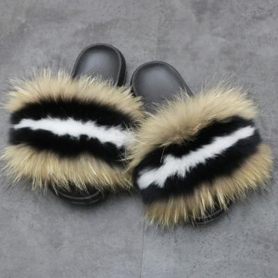 China 2021 Anti-odor High Quality Low Price Slides Raccoon Fur Fox Fur Outdoor Slippers For Women for sale