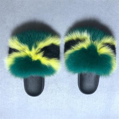 China Fashion Trend Flat Bottom Hot Sale Lady Slips Full Cover Real Fox Fur Fashionable Slippers Plus Size Sandals For Women for sale