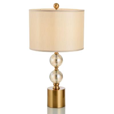 China Modern Modern Crystal Table Lamp With Fabric shade for living room bedroom and hotel decoration table light table lamp for sale