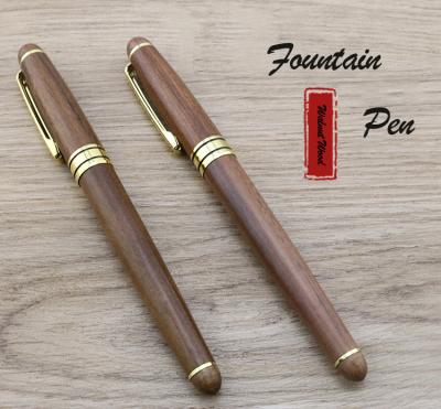 China Walnut Wood Fountain Writing Pen Retro Style Brass Clip For Business Office for sale