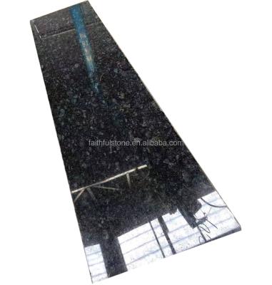 China Natural Material Green Granite Butterfly Green Granite Slabs Tiles Stairs Steps And Risers For Indoor And Outdoor for sale