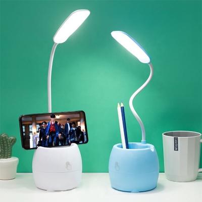 China Flexible Rechargeable Kids LED Light Rechargeable Eye Health Eye Neck Desk Lamp With Phone Support for sale