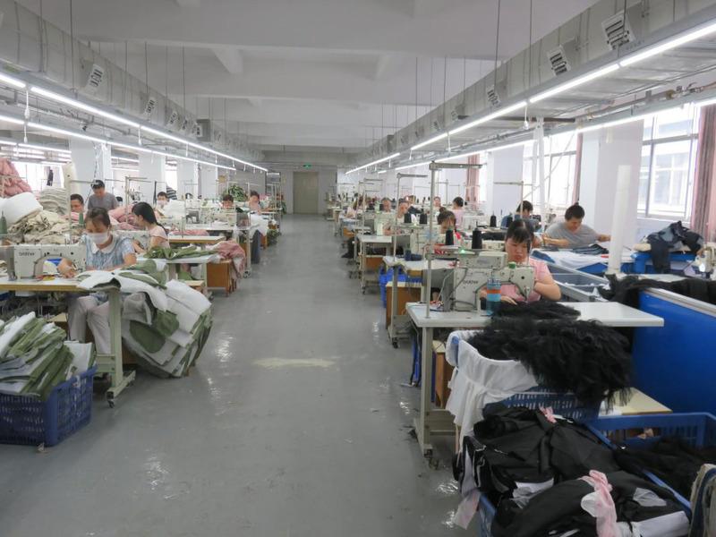 Verified China supplier - Tongxiang Hongcheng Fur Clothing Co., Ltd.