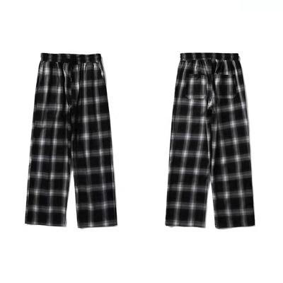 China Anti-wrinkle 2022 hot selling Korean popular straight tube black and white plaid pants of new winter fashion guard men's version casual pants for sale